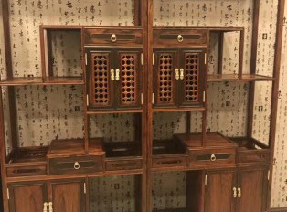 南方“梅雨期”，北方“桑拿天”的夏季，应如何保养红木家具？