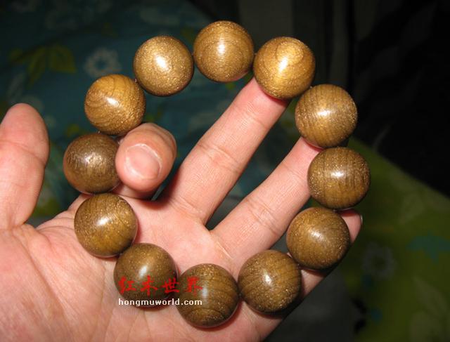干货！老料金丝楠手串的盘养方法-2