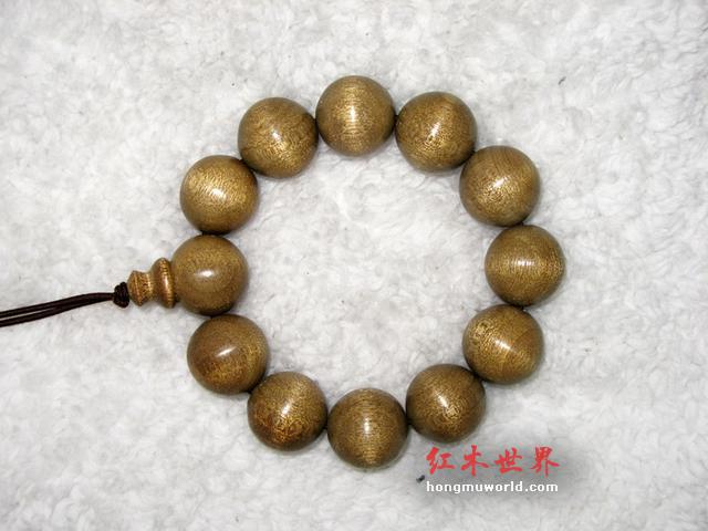 干货！老料金丝楠手串的盘养方法-3