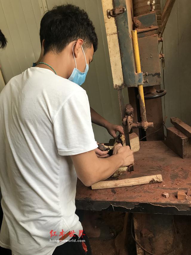 福利篇：一条极品海南黄花梨手串的加工过程-2
