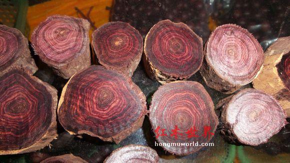 海南黄花梨手串为什么“以紫为贵”?-3