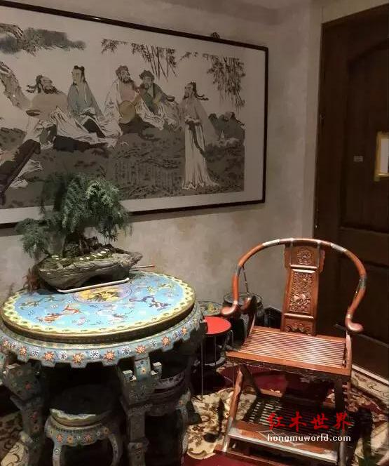 让我们瞻仰一下红木界的八大名椅-1