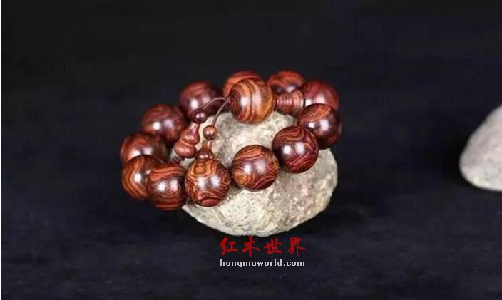 海南黄花梨的不同纹理特征哪种最好？-16