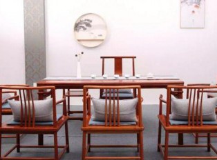 长辈为什么总爱买红木家具？原来是这些原因！