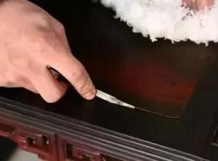 红木家具保养秘诀，掌握这个家具越用越好看！