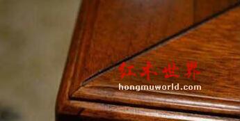 红木家具上的这条缝是因为质量不过关吗？-3