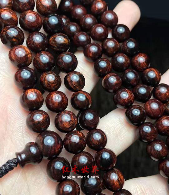 黄花梨手串要如何盘玩和保养？-1