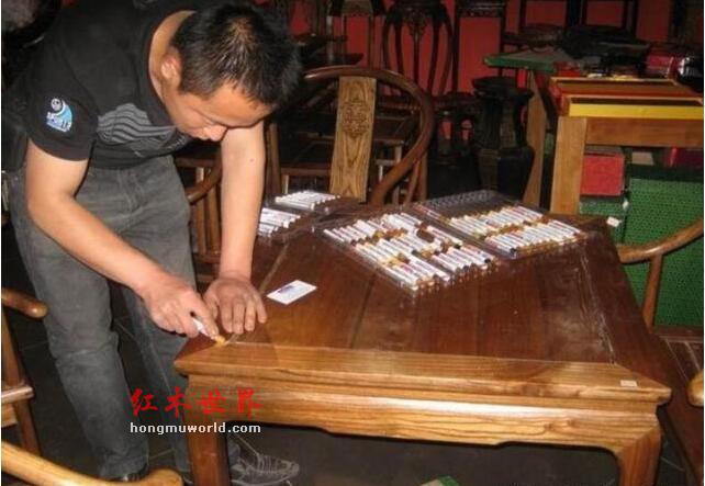 红木家具的保养:就是要沾点“人气儿”-3
