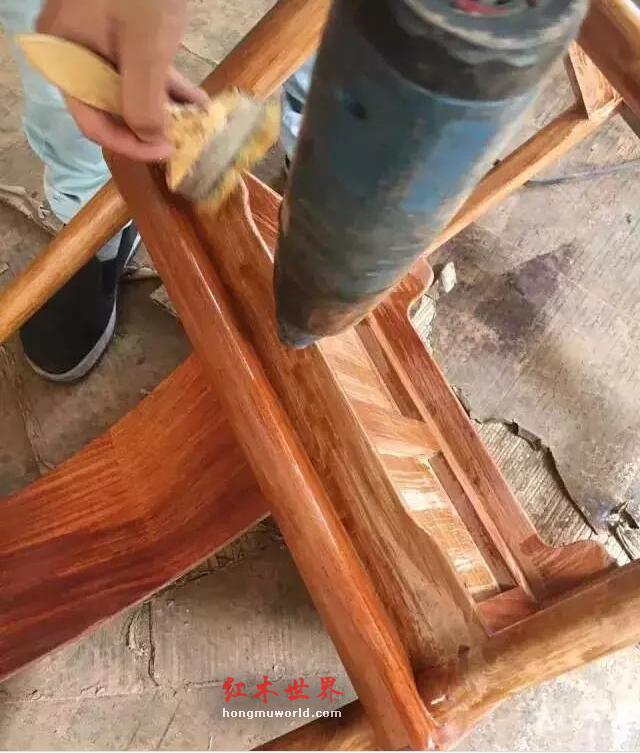 一字抵万金，红木家具烫蜡，擦蜡，打蜡，煮蜡的天壤之别-1