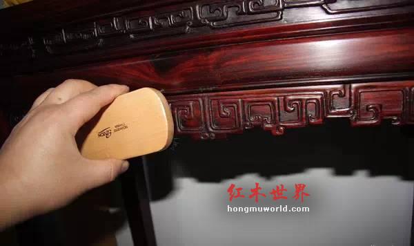 只要不被恶意破坏，红木家具根本不用特别的打理保养-3