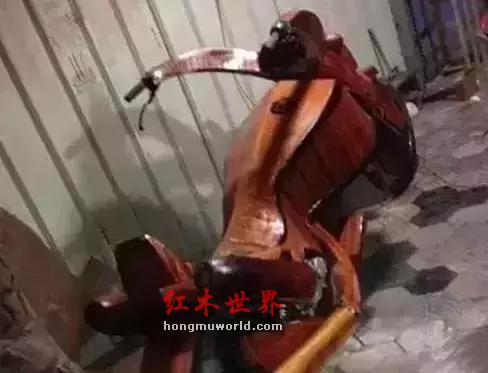 红木造跑车，黄花梨当凉席……太奢侈了！-8