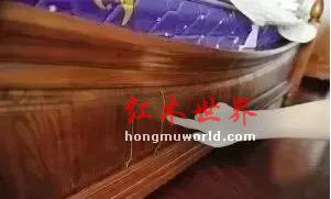 干货！红木家具开裂问题不容忽视-1