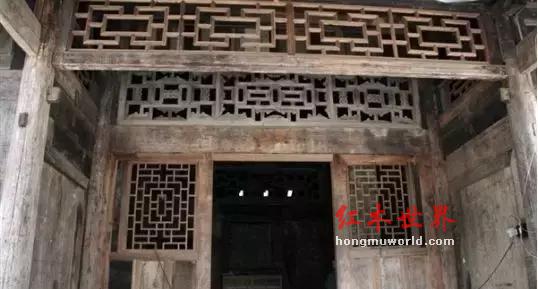 中国最“土豪”的贫困户，房子都是金丝楠木建造的！-1
