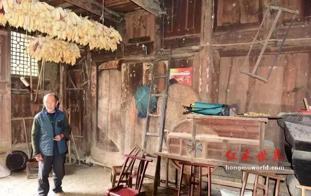 中国最“土豪”的贫困户，房子都是金丝楠木建造的！-7