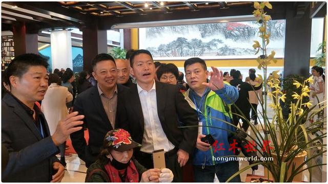 赴一场兰花与红木家具的风雅之会-2